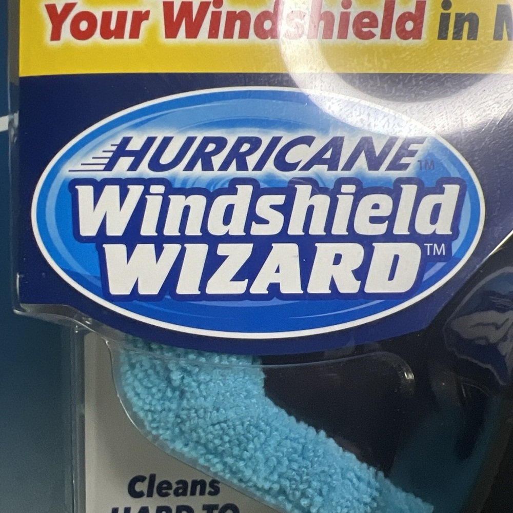 NWT!! Hurricane Windshield Wizard AS SEEN ON TV Spray And Clean Tool - Picture 7 of 13